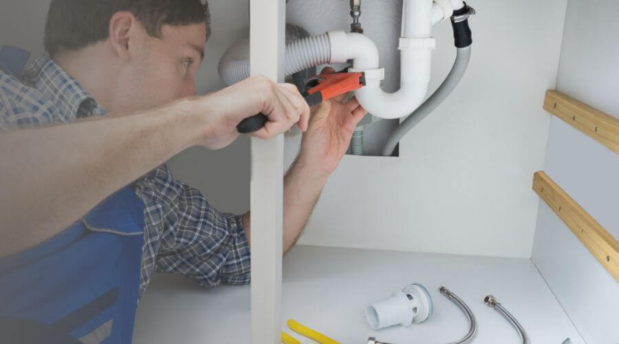Local water heater installation in Sycamore, IL